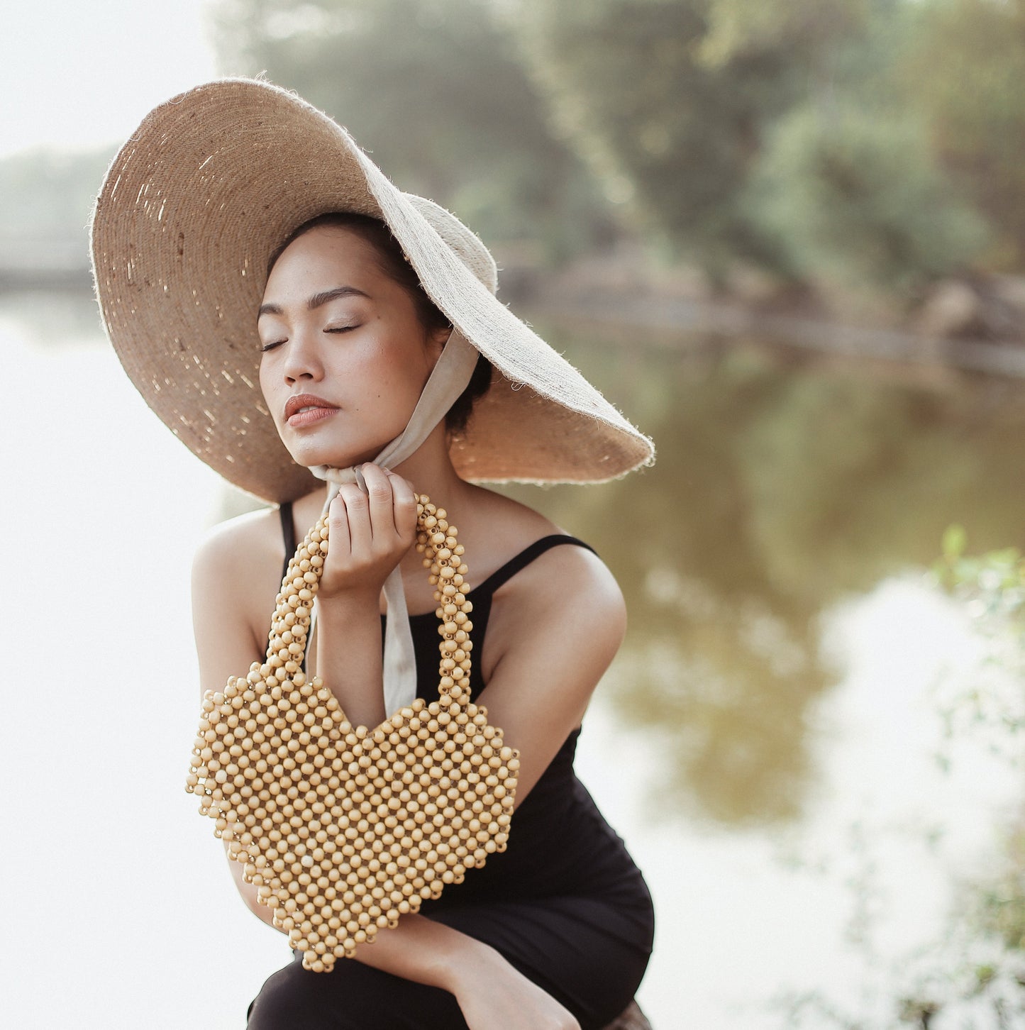 Purse || Hati Heart Wood-Beaded Tote