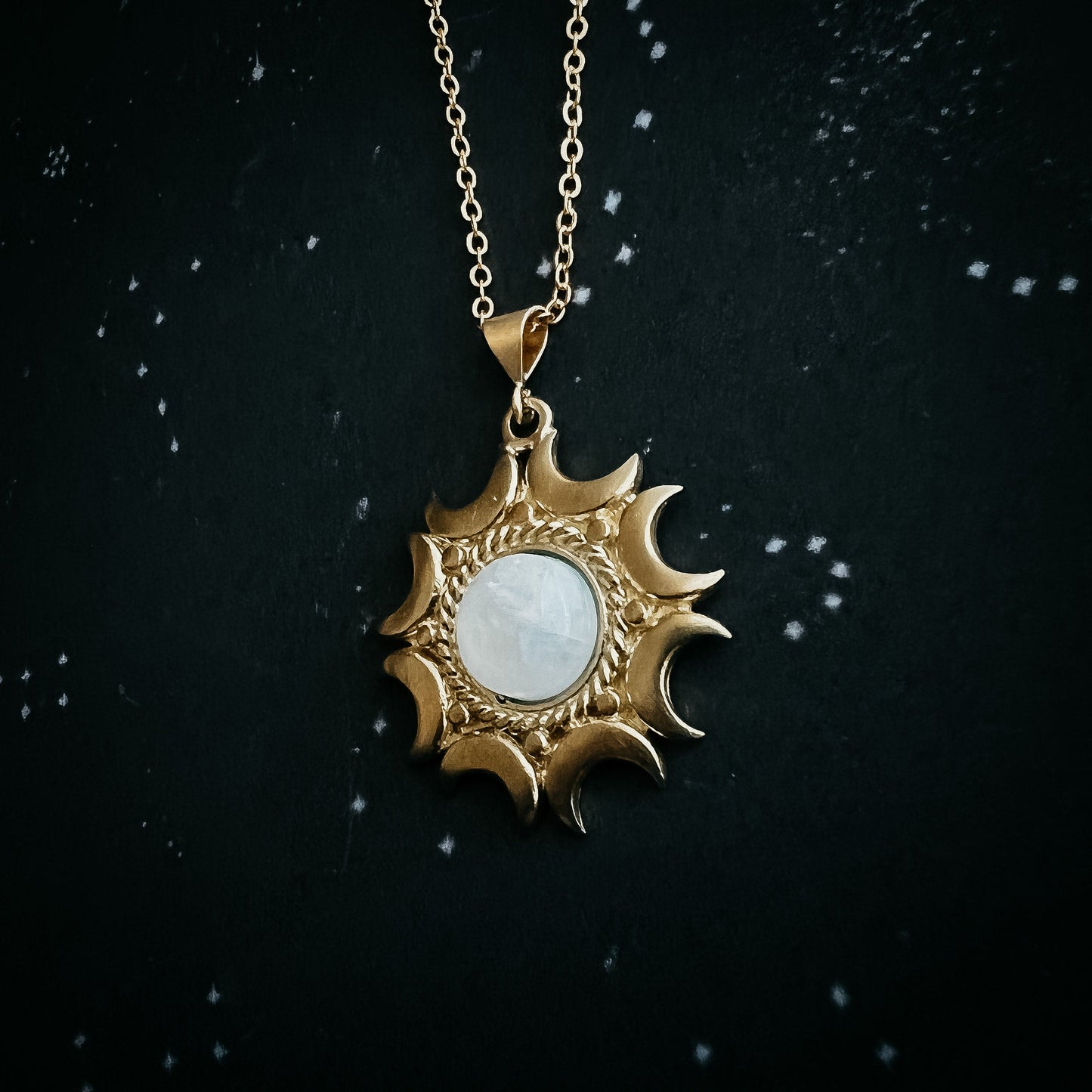 Necklace || Lunar Witch Rainbow Moonstone Pendant